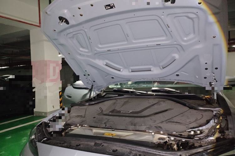 Used BMW i4 2023 eDrive35 Engine Bay