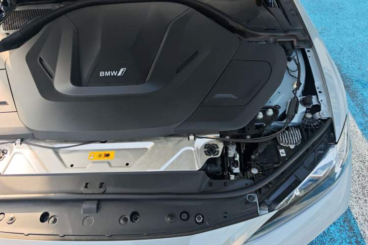 Used BMW i4 2023 eDrive35 Engine Bay Left
