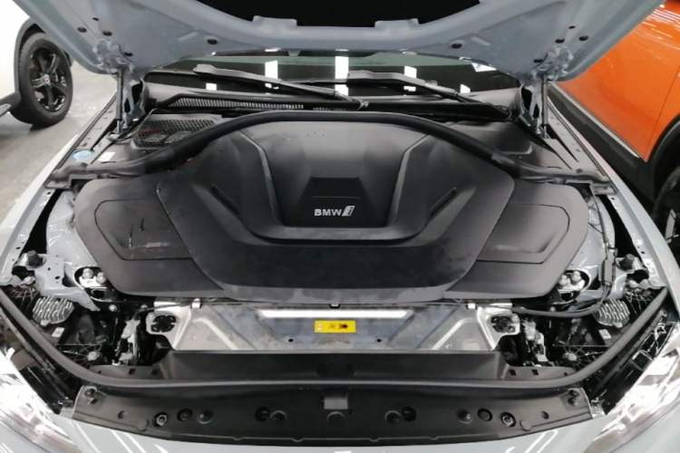 Used BMW i4 2023 eDrive40 Engine Bay