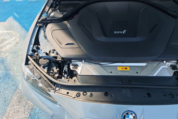 Used BMW i4 2023 eDrive35 Engine Bay Right