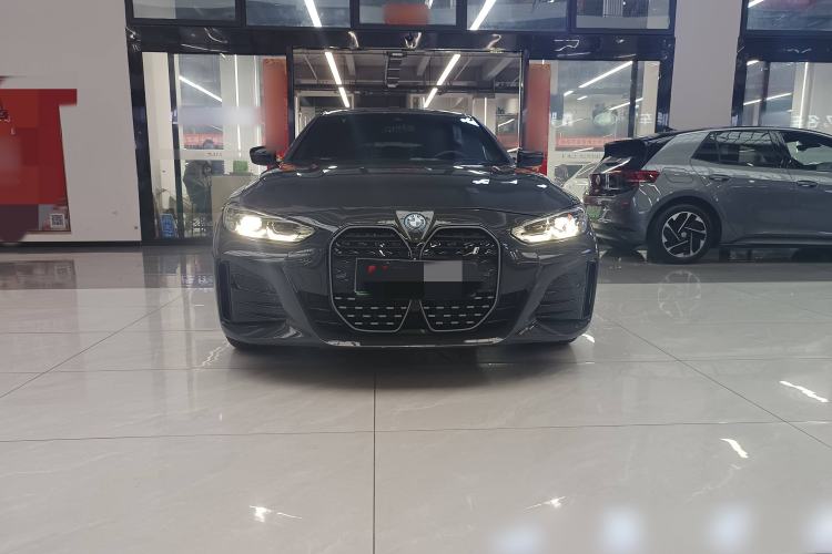 Used BMW i4 2023 eDrive40 Exterior 2