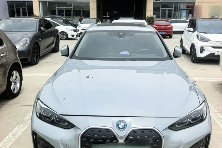Used BMW i4 2023 eDrive35 Exterior 2