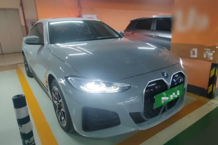 Used BMW i4 2023 eDrive35 Exterior 2
