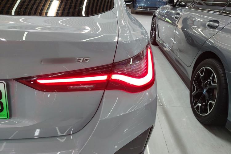 Used BMW i4 2023 eDrive35 Exterior 3