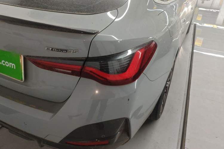 Used BMW i4 2023 eDrive35 Exterior 3