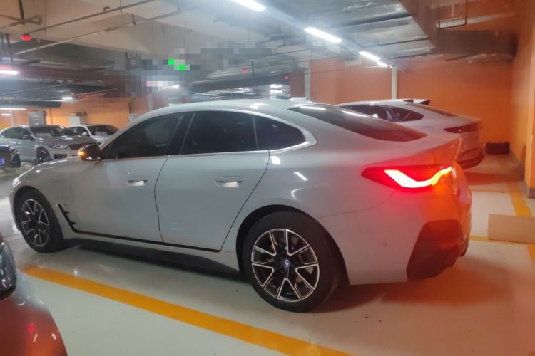 Used BMW i4 2023 eDrive35 Exterior 3