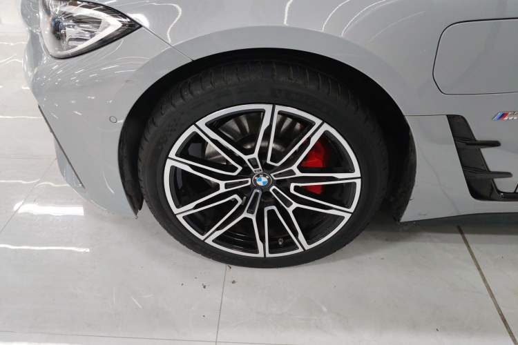 Used BMW i4 2023 eDrive35 Exterior 4