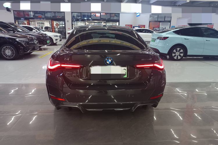 Used BMW i4 2023 eDrive40 Exterior 4