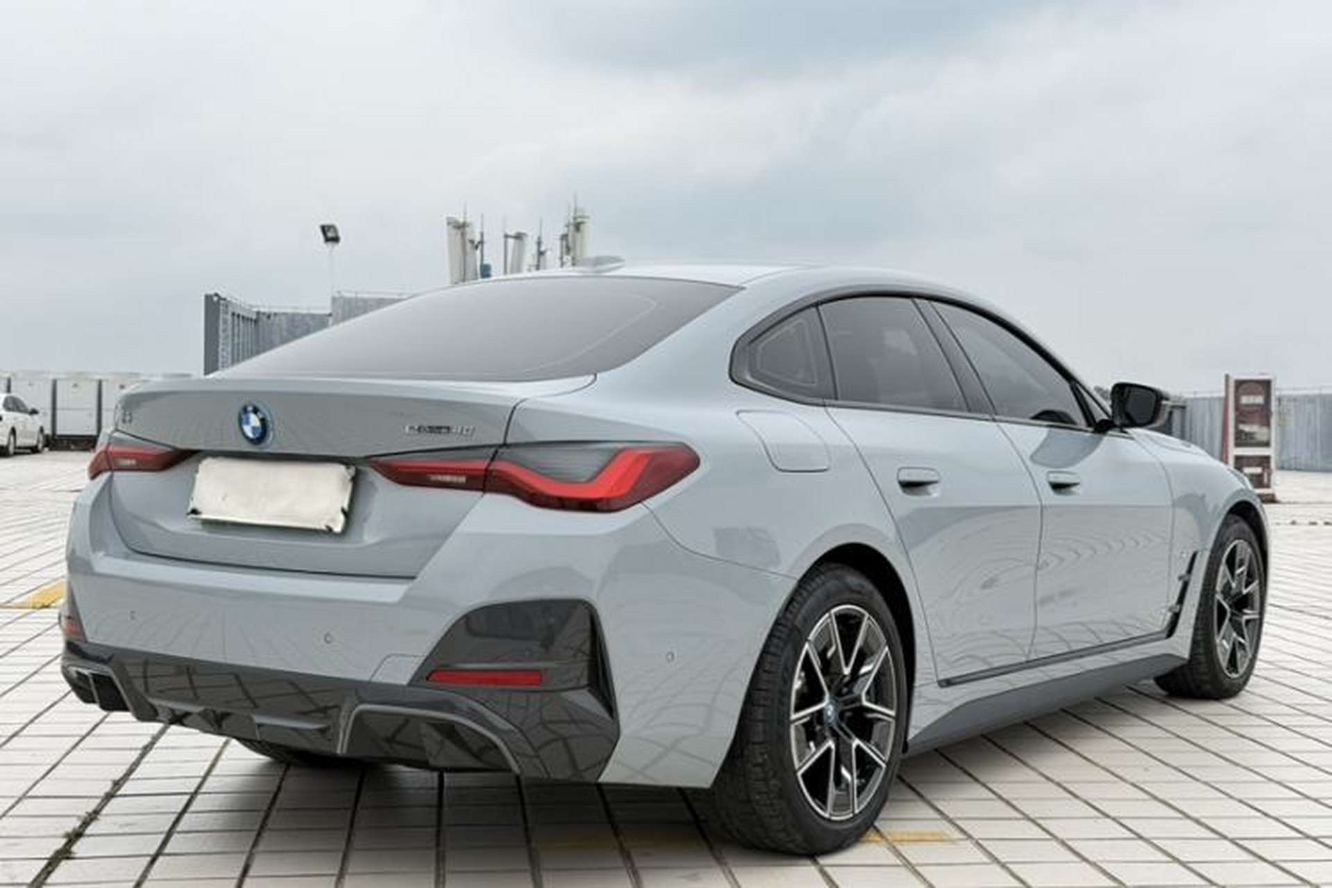 Used BMW i4 2023 eDrive40 Exterior 5