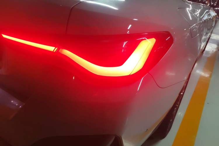 Used BMW i4 2023 eDrive35 Exterior 6