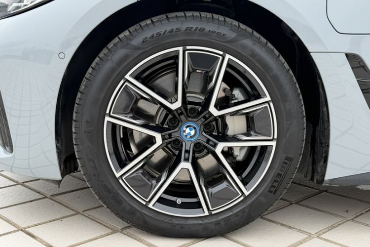 Used BMW i4 2023 eDrive40 Exterior 7