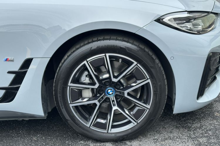 Used BMW i4 2023 eDrive40 Exterior 9