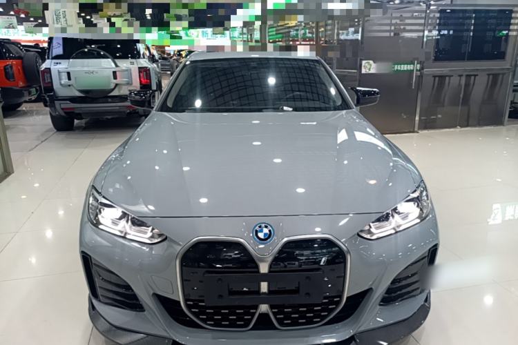 Used BMW i4 2023 eDrive35 Front