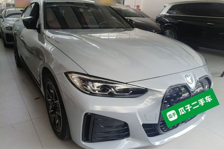 Used BMW i4 2023 eDrive40 Front Right 45 Deg