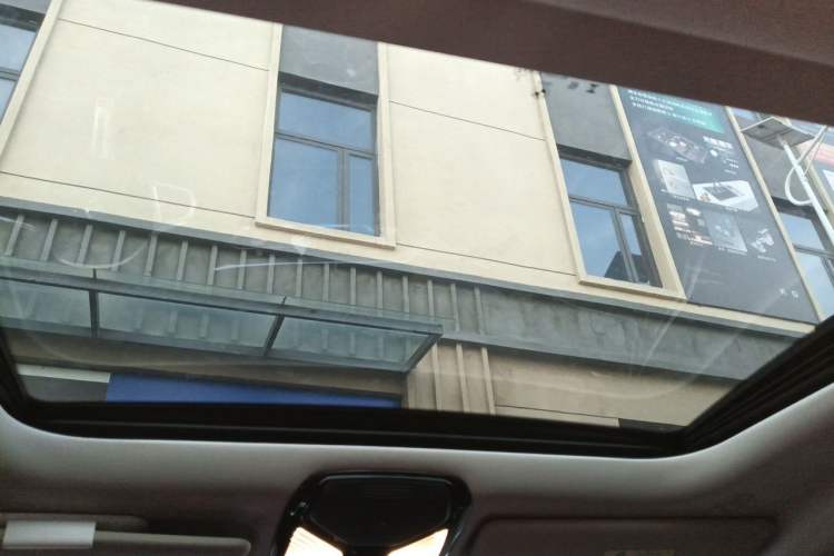 Used BMW i4 2023 eDrive35 Headliner