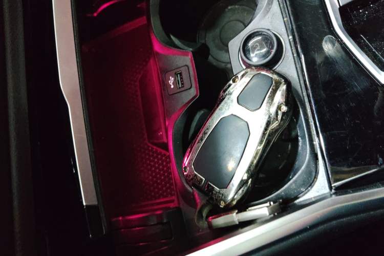 Used BMW i4 2023 eDrive35 Interior 1