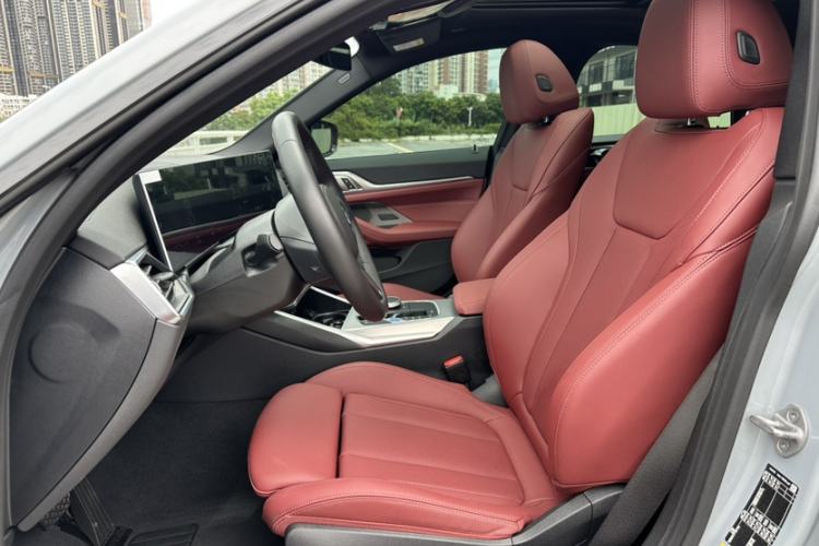 Used BMW i4 2023 eDrive40 Interior 4