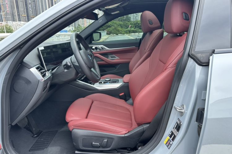 Used BMW i4 2023 eDrive40 Interior 5