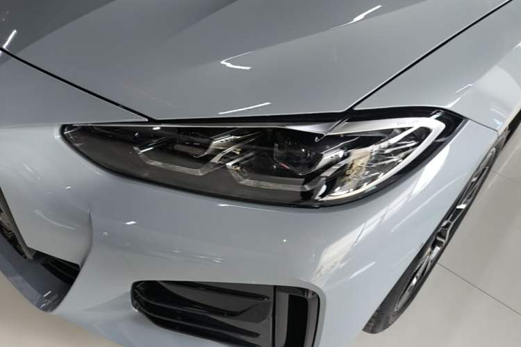 Used BMW i4 2023 eDrive40 Left Front Headlight