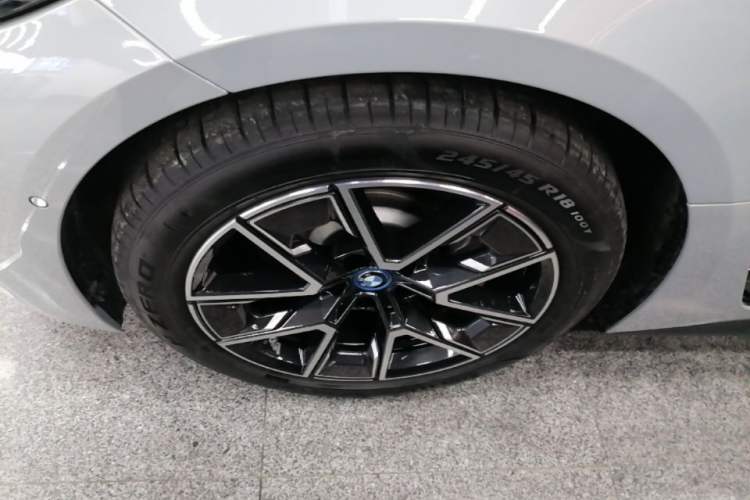 Used BMW i4 2023 eDrive40 Left Front Wheel Hub
