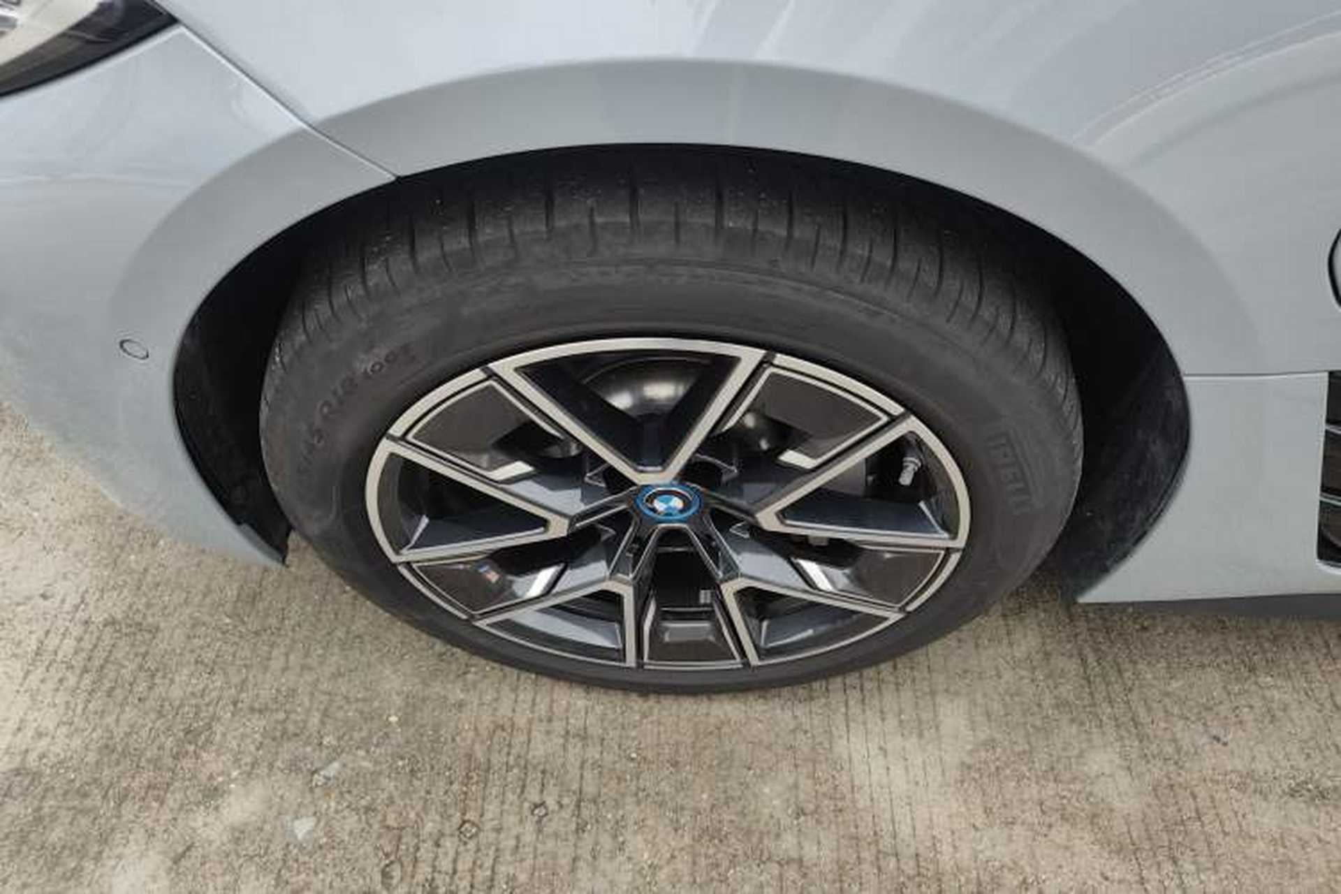 Used BMW i4 2023 eDrive35 Left Front Wheel Hub