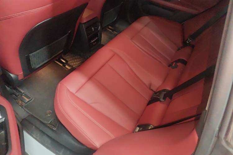 Used BMW i4 2023 eDrive35 Left Rear Seat