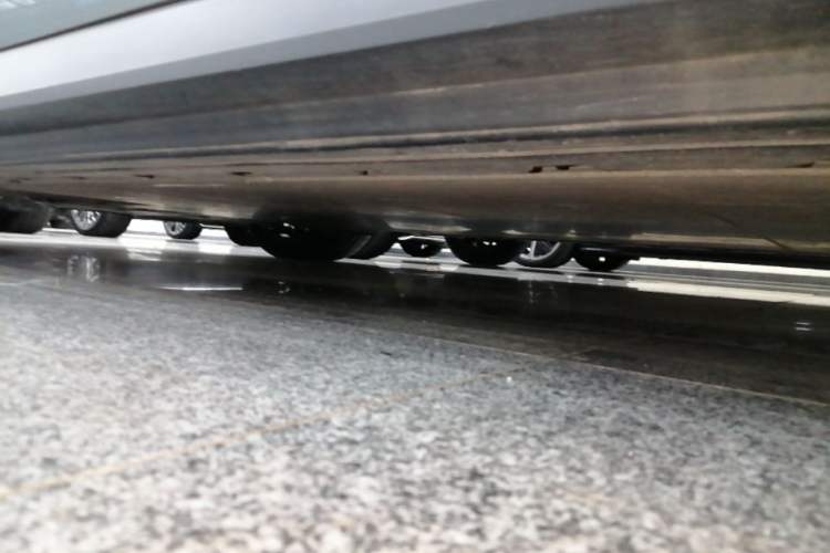 Used BMW i4 2023 eDrive40 Right Side Sill
