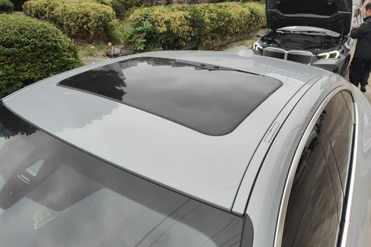 Used BMW i4 2023 eDrive35 Roof