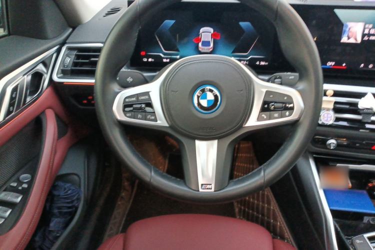 Used BMW i4 2023 eDrive35 Steering Wheel