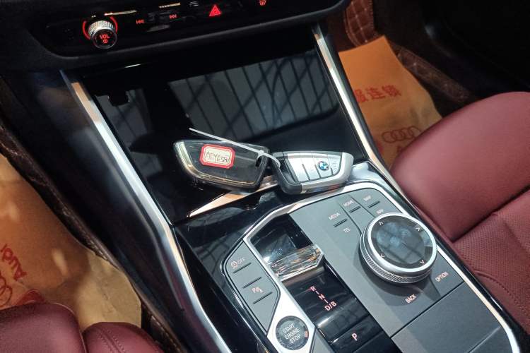 Used BMW i4 2023 eDrive35 Vehicle Key