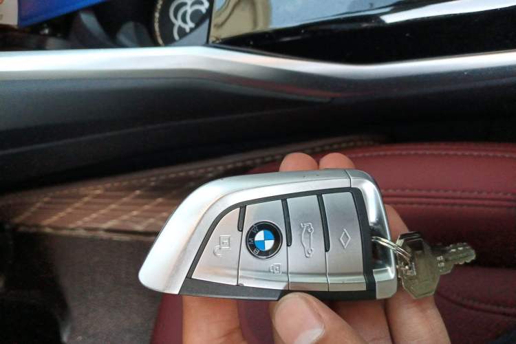 Used BMW i4 2023 eDrive35 Vehicle Key