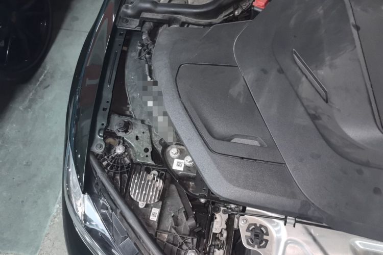 Used BMW i4 2023 eDrive40 Engine Bay Right