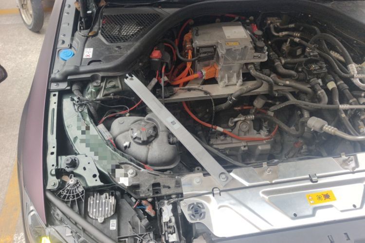 Used BMW i4 2023 eDrive40 Engine Bay Right