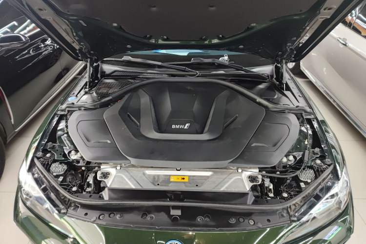 Used BMW i4 2023 eDrive40 Engine Bay