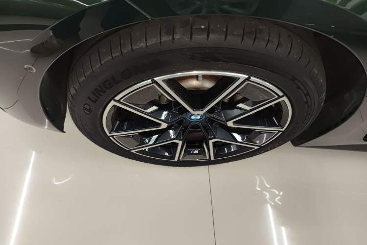 Used BMW i4 2023 eDrive40 Exterior 7