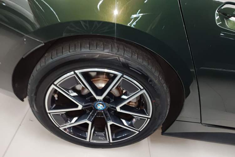 Used BMW i4 2023 eDrive40 Exterior 8