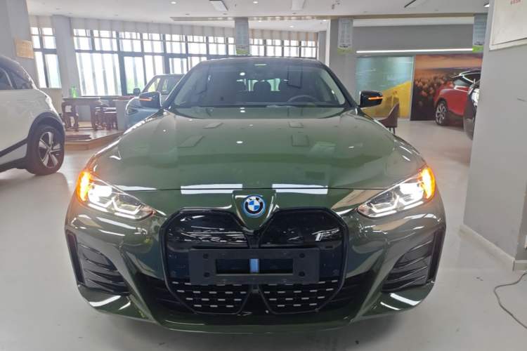 Used BMW i4 2023 eDrive35 Front