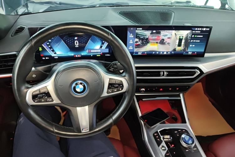 Used BMW i4 2023 eDrive40 Interior 2