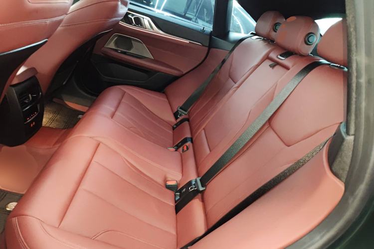 Used BMW i4 2023 eDrive40 Interior 4