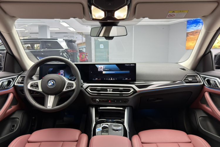 Used BMW i4 2023 eDrive35 Interior 5
