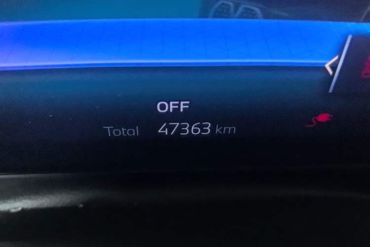 Used BMW i4 2023 eDrive40 Odometer Close Up