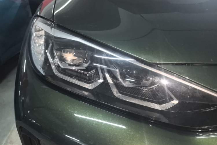 Used BMW i4 2023 eDrive40 Right Front Headlight