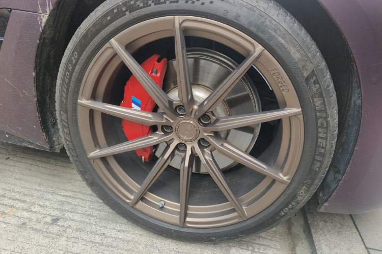 Used BMW i4 2023 eDrive40 Right Front Wheel Hub
