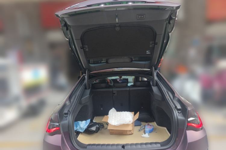 Used BMW i4 2023 eDrive40 Trunk