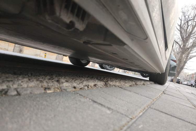 Used BMW i4 2023 eDrive35 Chassis Front Left