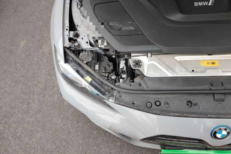 Used BMW i4 2023 eDrive35 Engine Bay Right