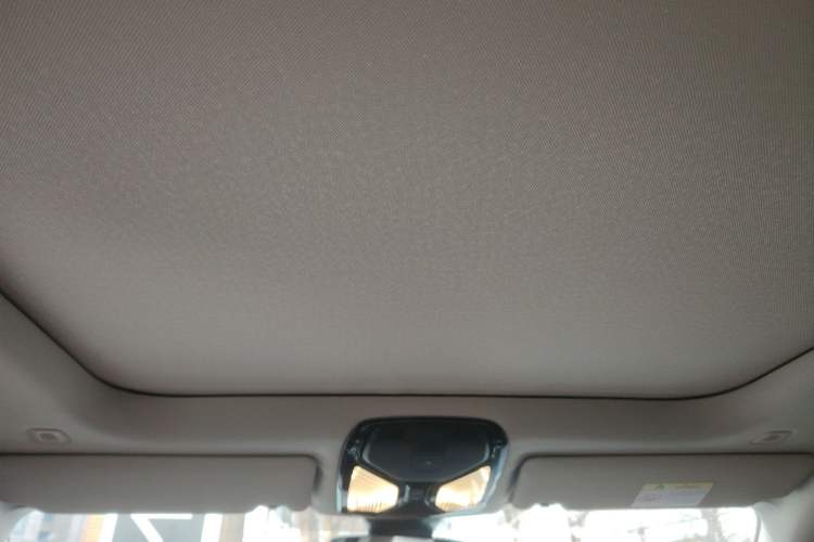 Used BMW i4 2023 eDrive35 Headliner