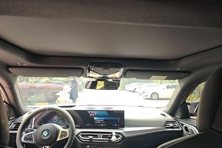 Used BMW i4 2023 M50 Headliner