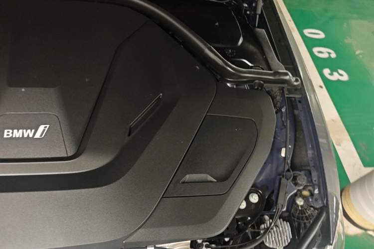 Used BMW i4 2023 eDrive35 Engine Bay Left