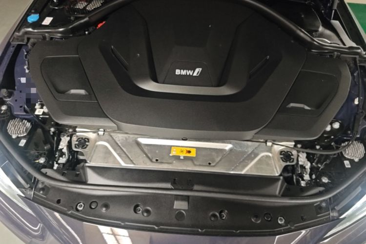 Used BMW i4 2023 eDrive35 Engine Bay